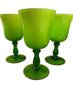 4 Vintage Carlo Moretti Lime Green Cased Wine Glasses MCM Murano Empoli Italian